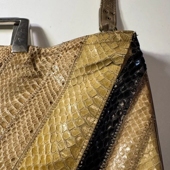 Vintage Snakeskin Shoulder Bag Striped Leather Handbag Funky Purse - Picture 11 of 16